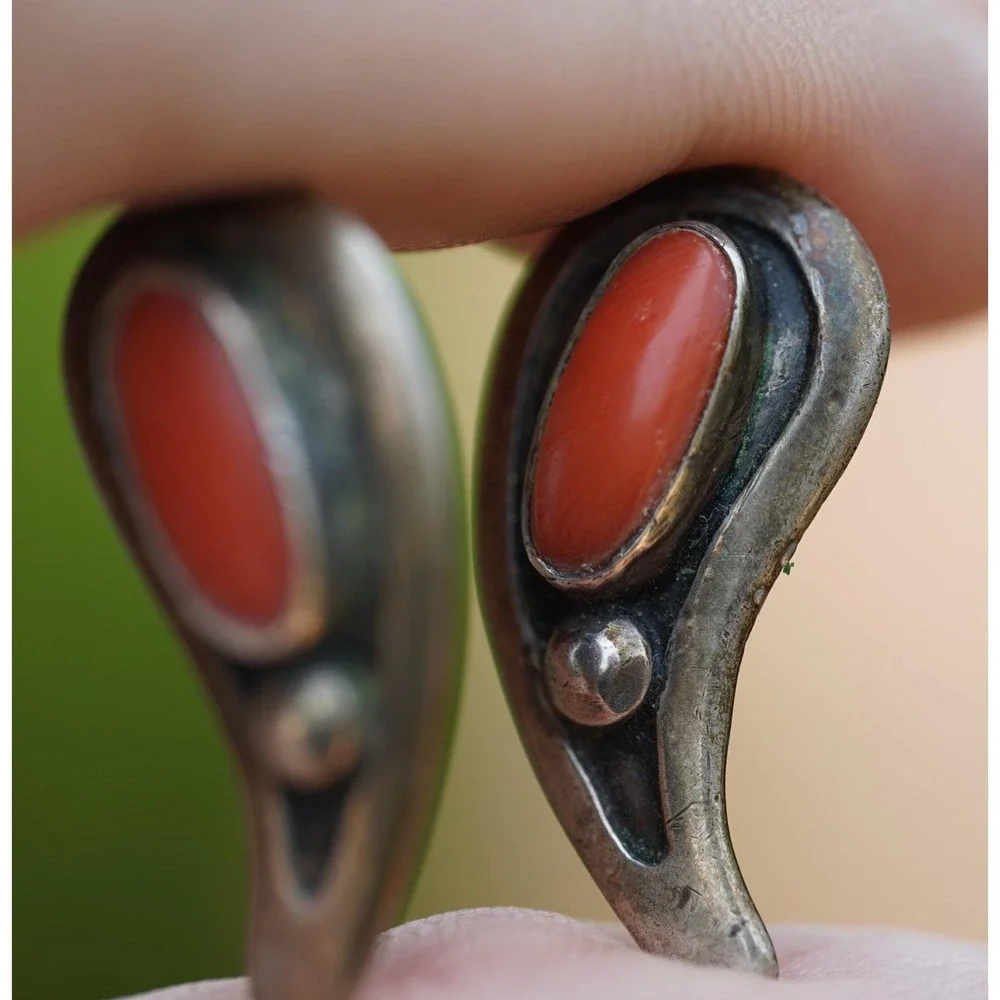 Old Pawn Native‎ Indian Sterling Silver Mediterranean Coral Clip on Earrings - Picture 4 of 4